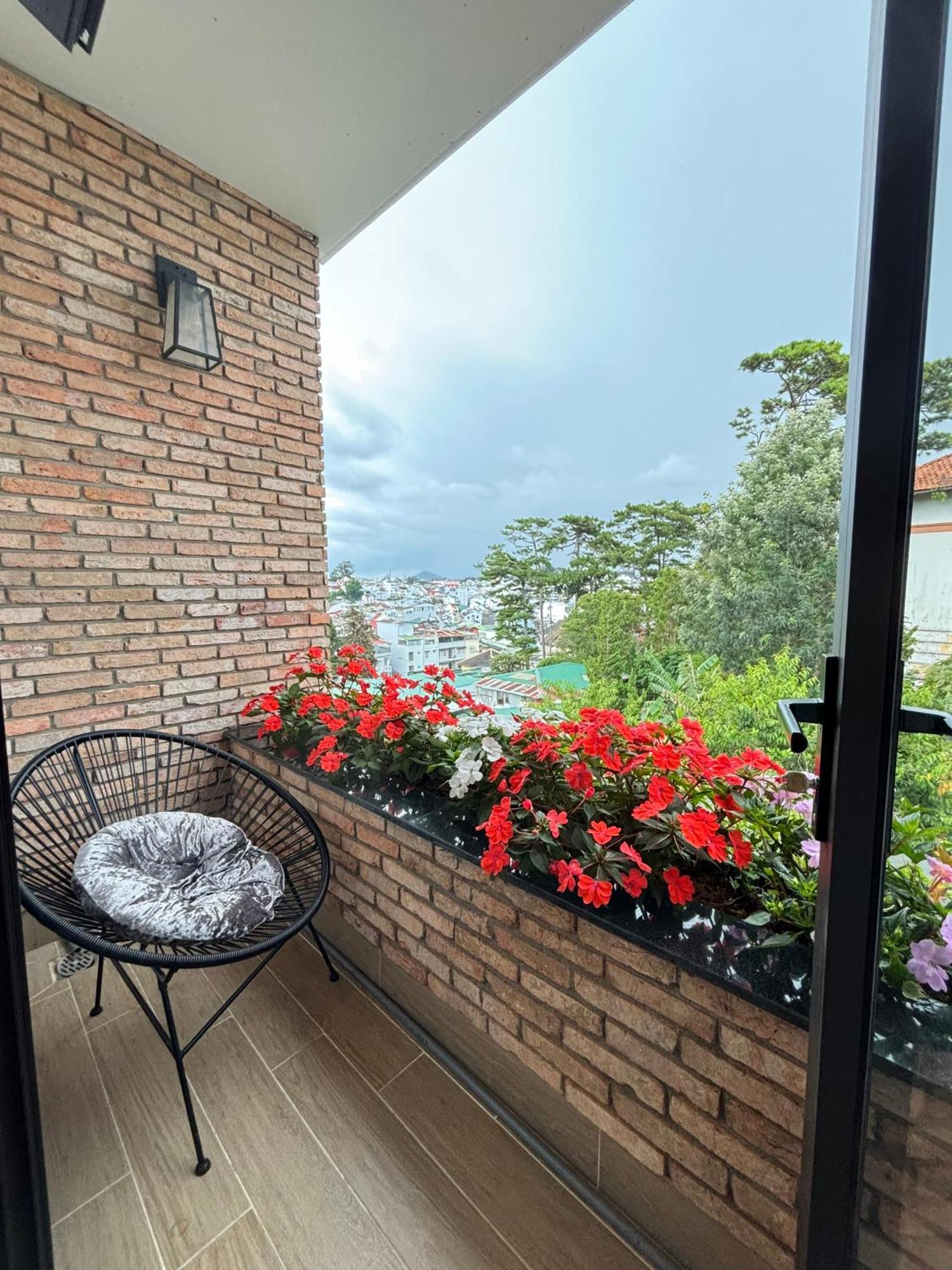 The Brick Home Dalat Luaran gambar